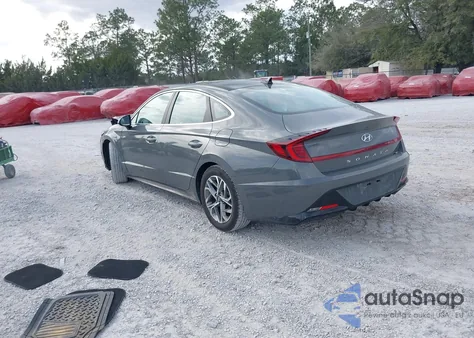 2021 Hyundai Sonata Sel z USA, uszkodzony, nr VIN 5NPEF4JA6MH085048